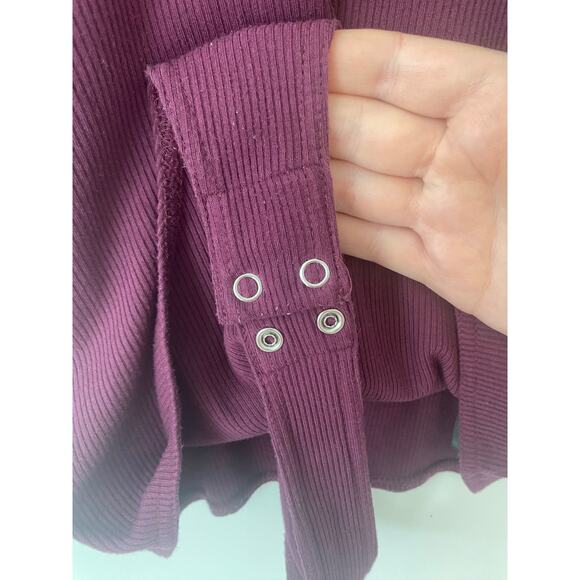 G BY GUESS PURPLE BODYSUIT SIZE SMALL - Picture 3 of 7